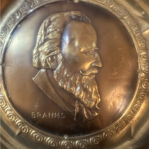 Vintage Brass Wall Plaque – Johannes Brahms – Mid-Century Made in England - Picture 2 of 6